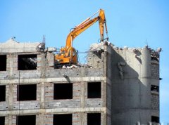 建筑拆除資質(zhì)取消后，現(xiàn)在拆除建筑還需要辦理什么資質(zhì)？